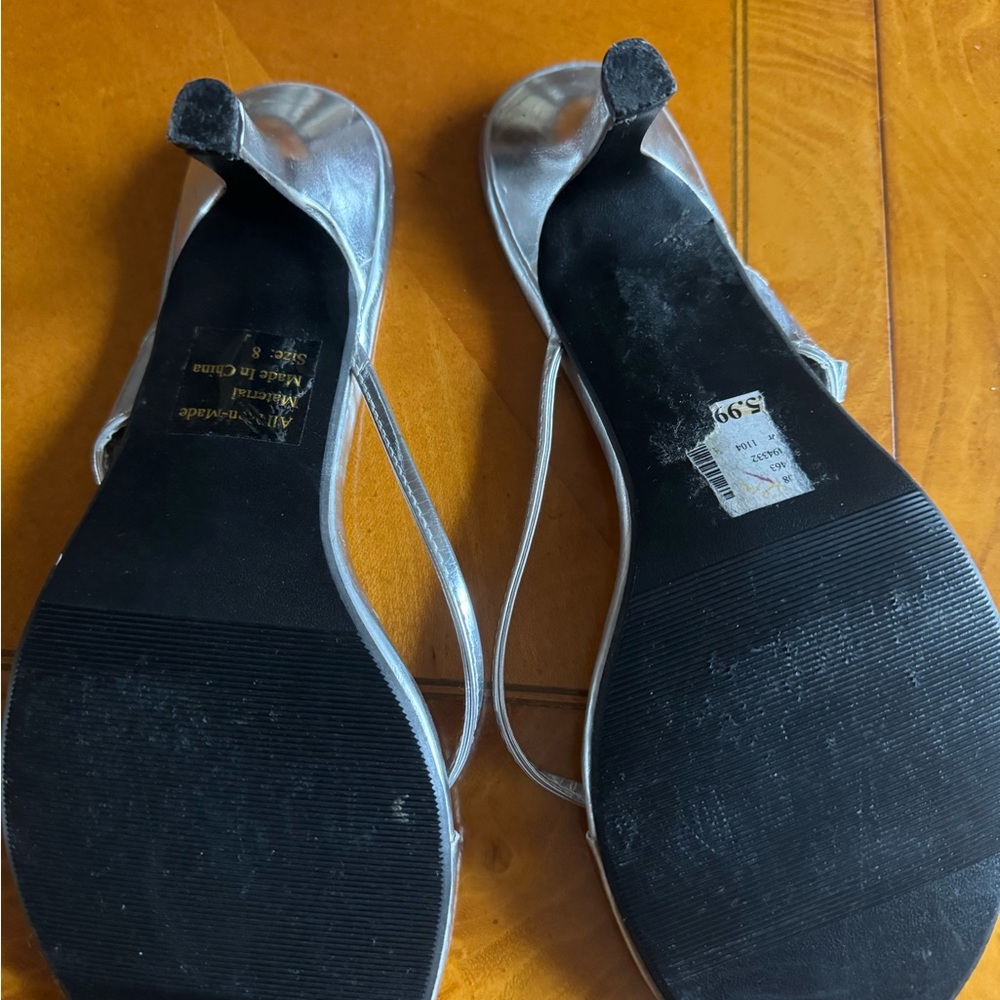 Silver sandals - Picture 2 of 3
